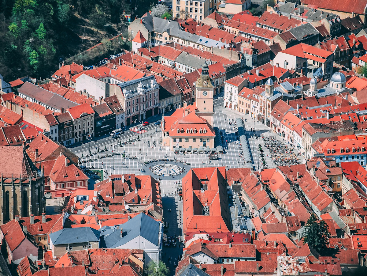 buildings-4011921_honlap